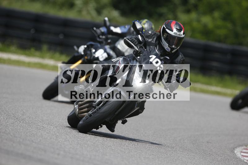 /Archiv-2024/29 12.06.2024 MOTO.CH Track Day ADR/Gruppe blau/103